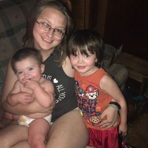 Meet your Posher, Tia